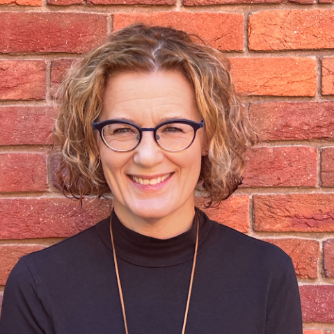 Dr Rebecca Fell